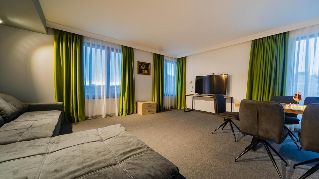 Hotel A&m With Free Parking Plowdiw